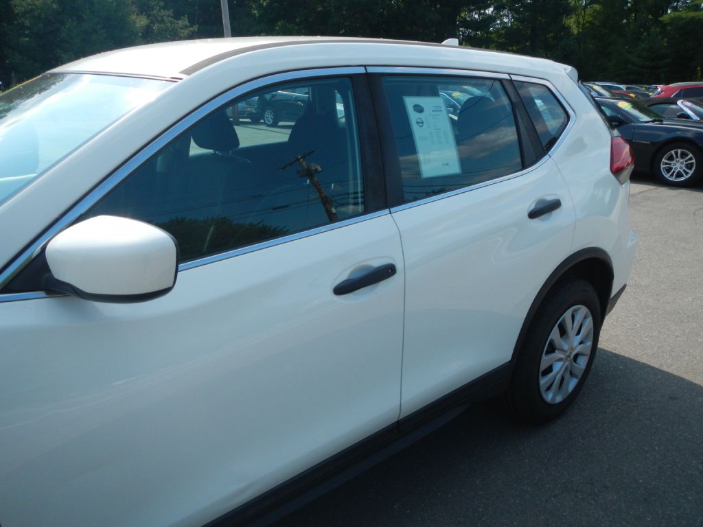 Photo 40 of this NISSAN ROGUE