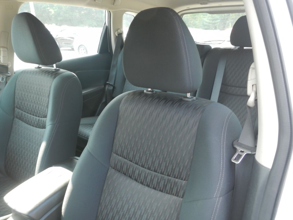 Photo 50 of this NISSAN ROGUE