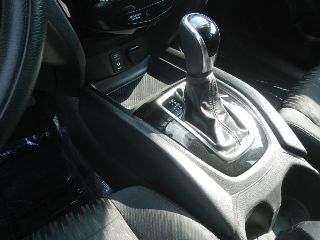 Photo 53 of this NISSAN ROGUE