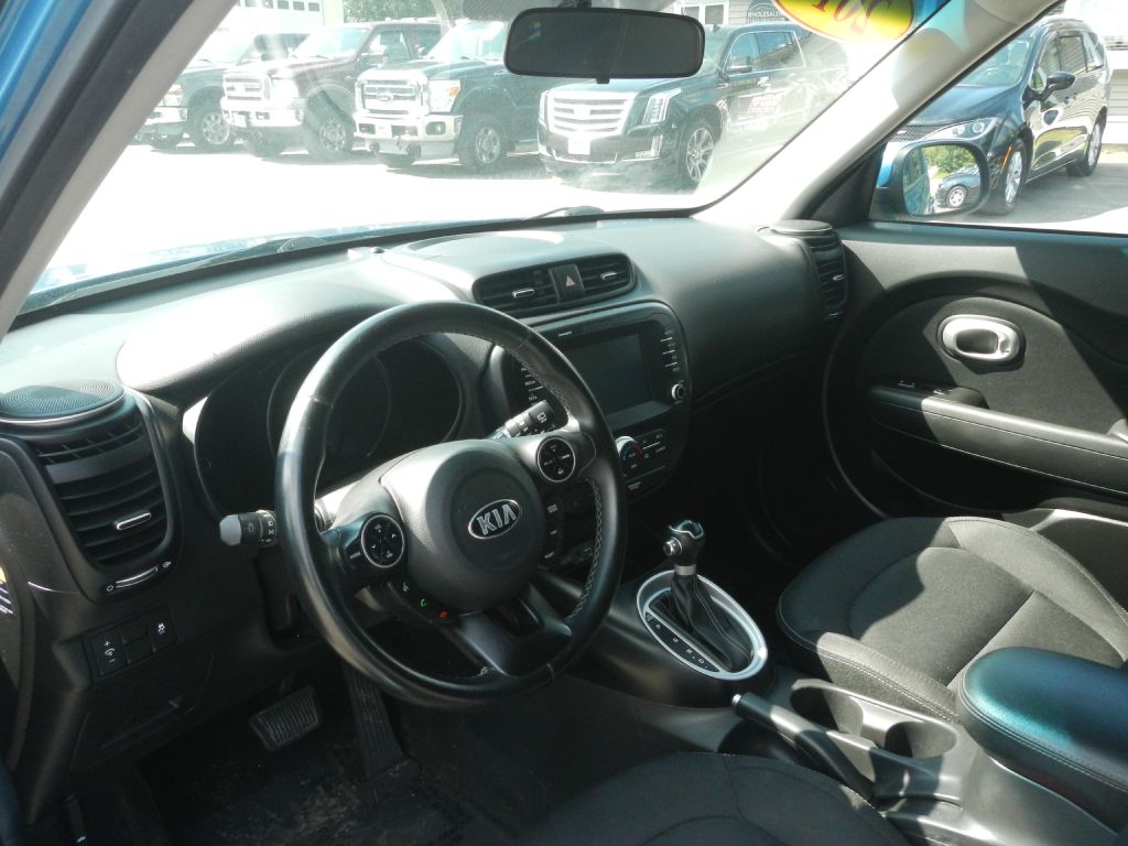 Photo 10 of this KIA SOUL