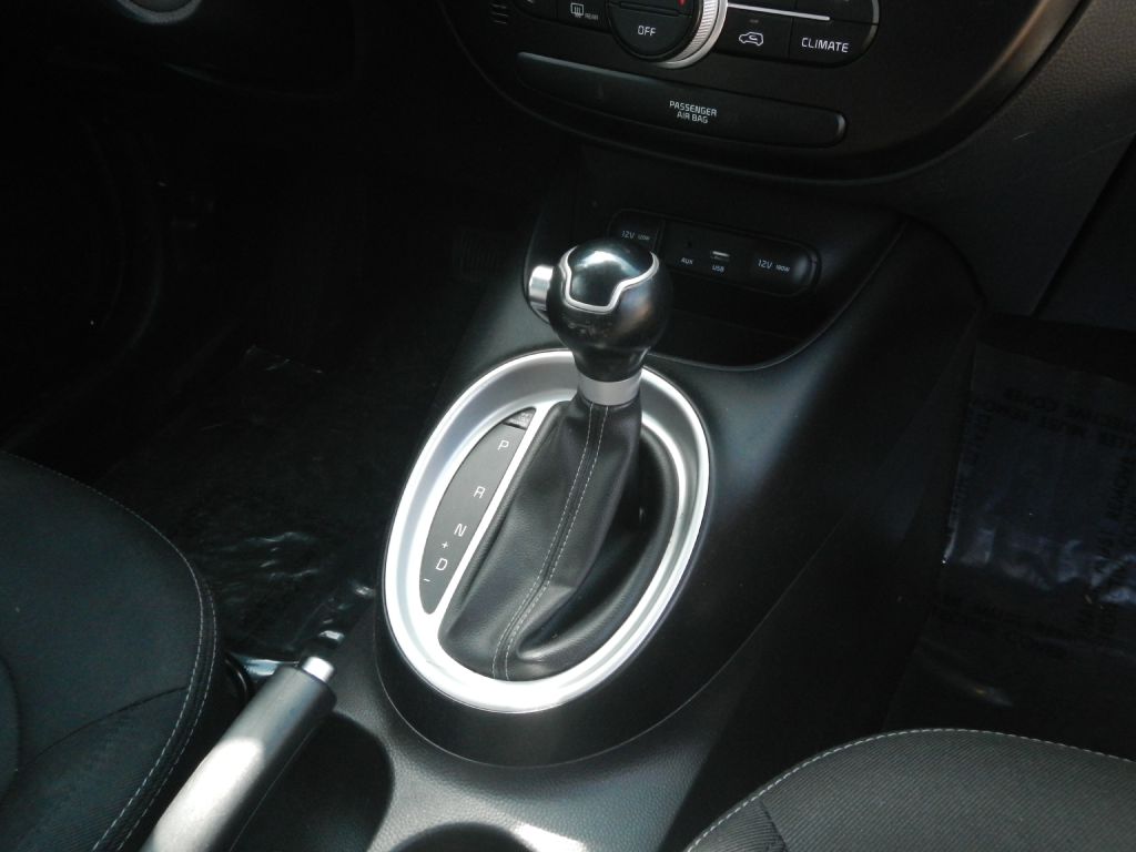 Photo 24 of this KIA SOUL