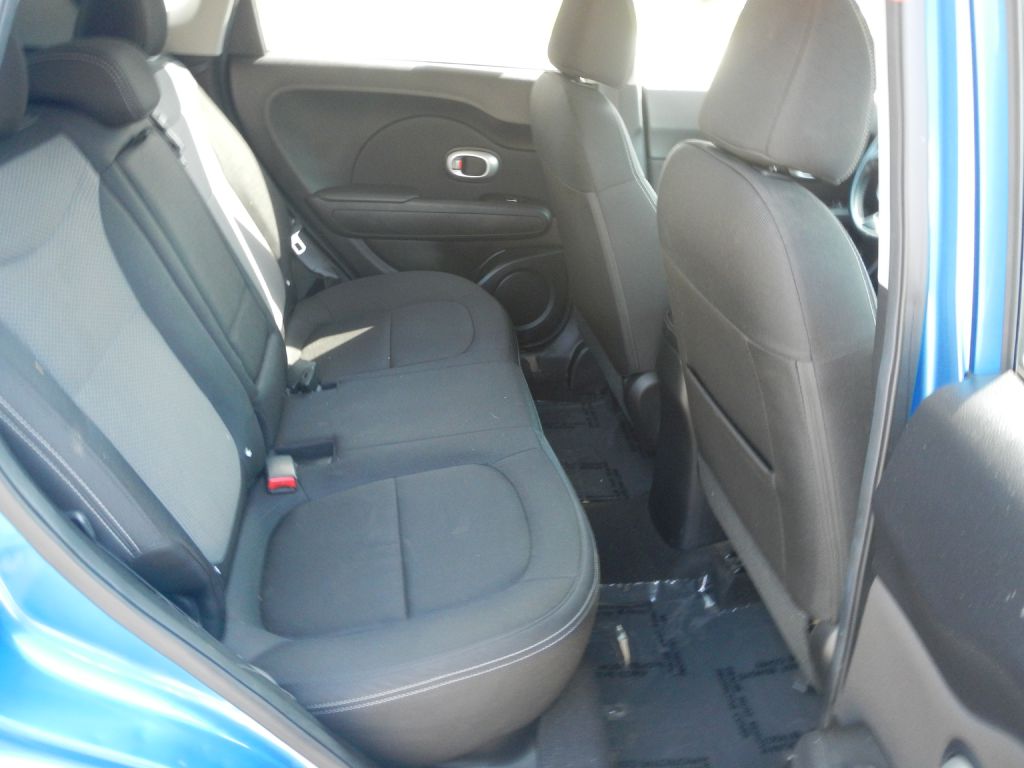 Photo 29 of this KIA SOUL
