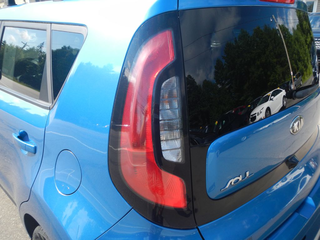Photo 32 of this KIA SOUL