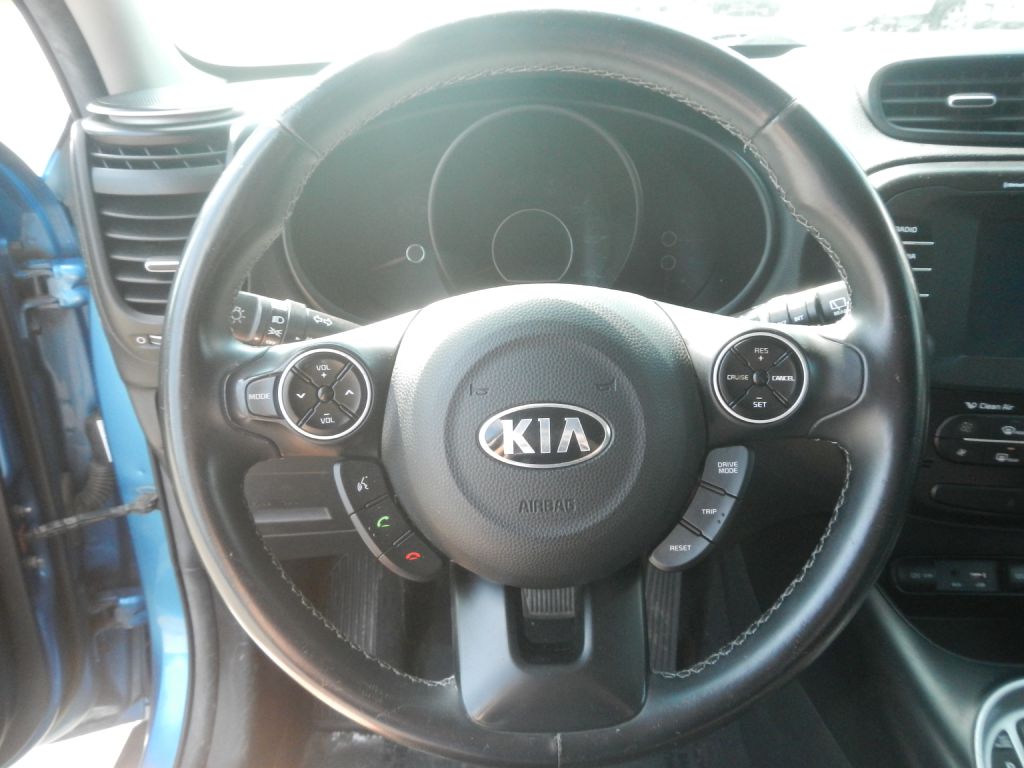 Photo 52 of this KIA SOUL