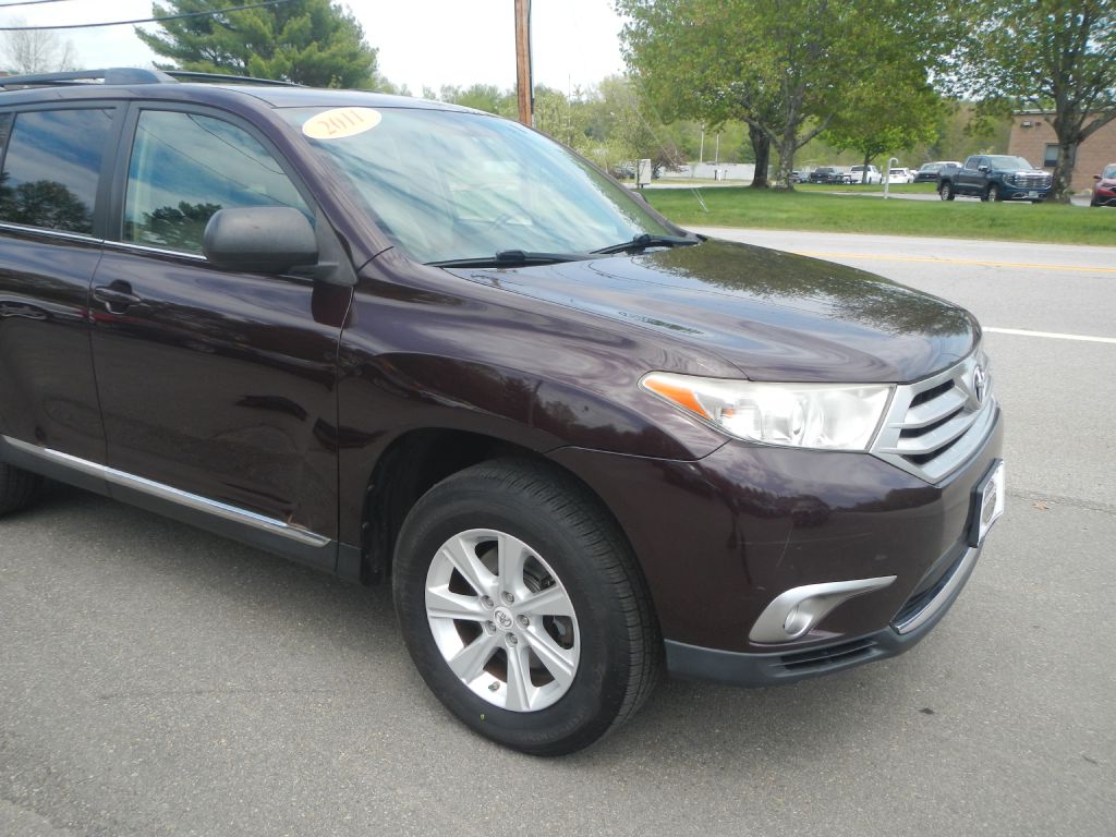 Photo 13 of this TOYOTA HIGHLANDER AWD