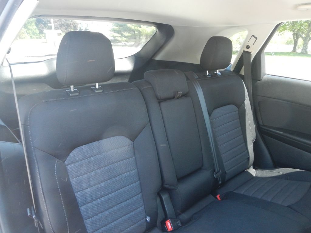 Photo 5 of this FORD EDGE AWD