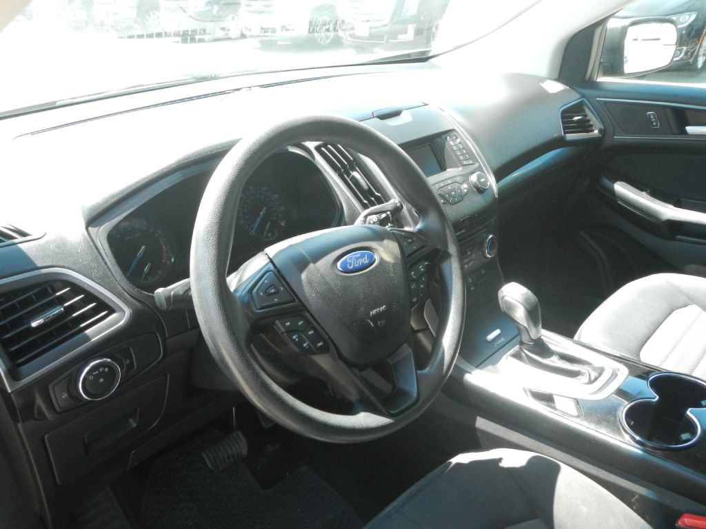 Photo 24 of this FORD EDGE AWD