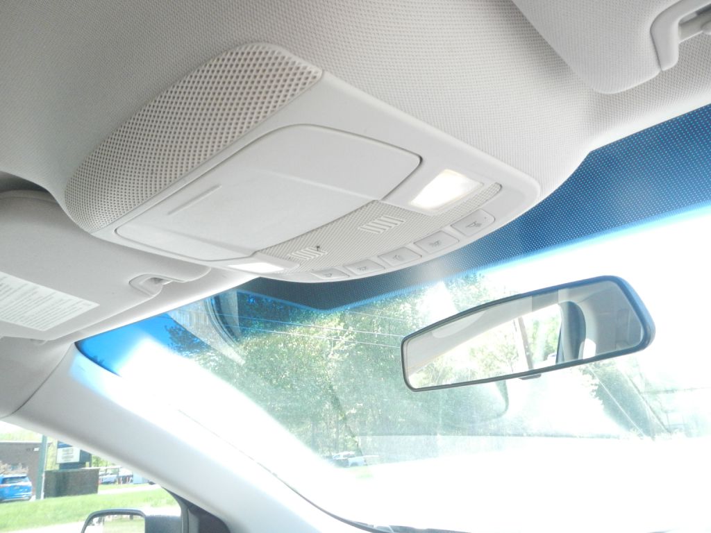 Photo 50 of this FORD EDGE AWD