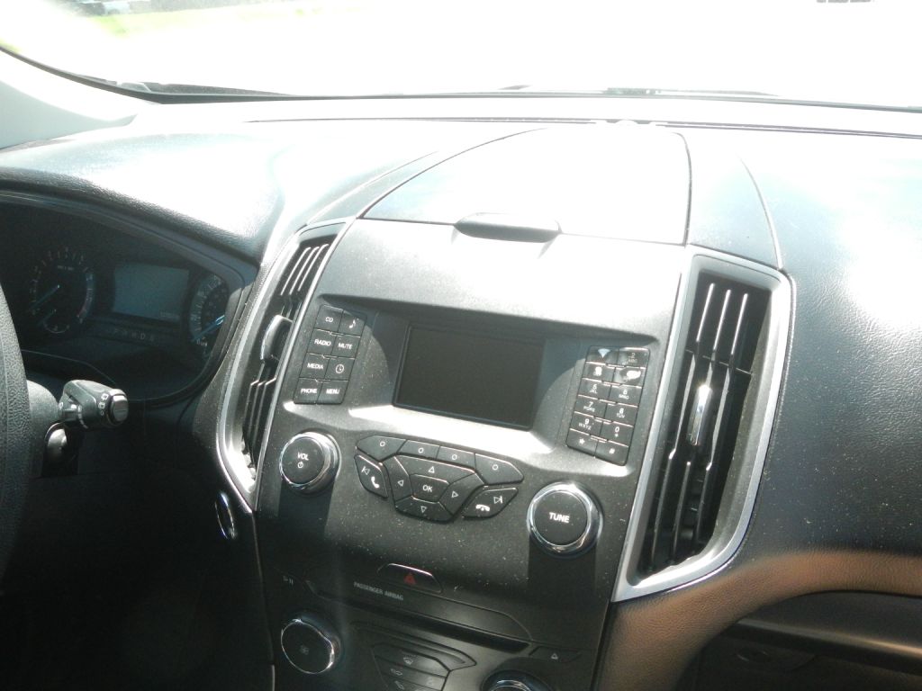 Photo 51 of this FORD EDGE AWD