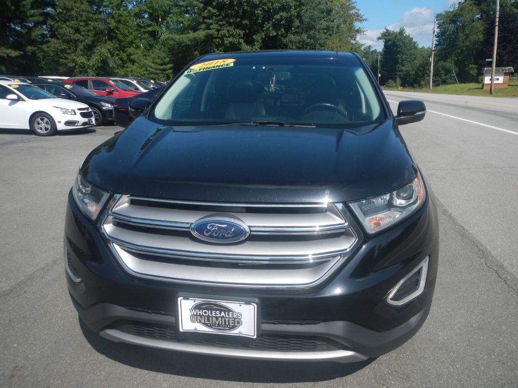 Photo 10 of this FORD EDGE AWD