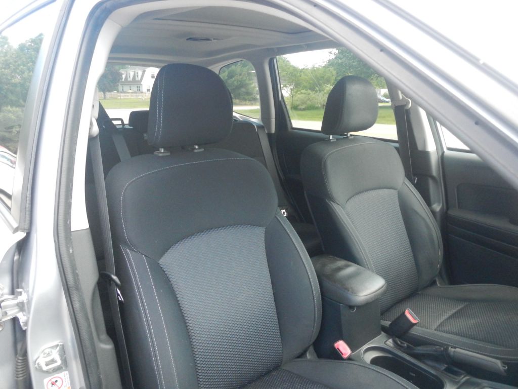 Photo 9 of this SUBARU FORESTER AWD