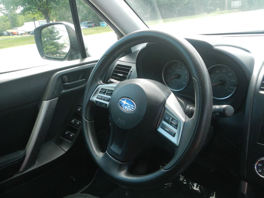 Photo 21 of this SUBARU FORESTER AWD