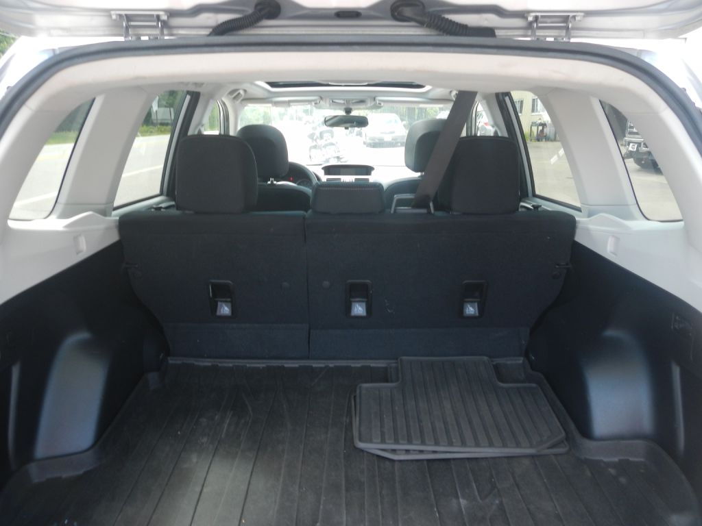 Photo 37 of this SUBARU FORESTER AWD