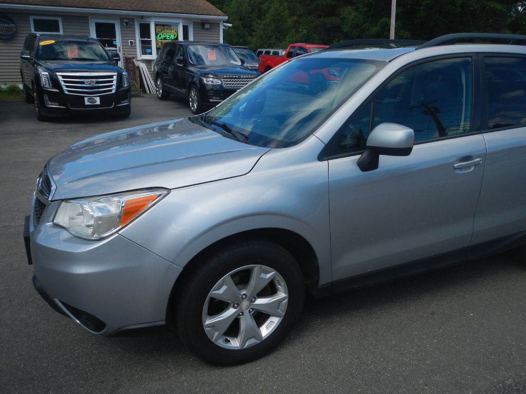 Photo 39 of this SUBARU FORESTER AWD