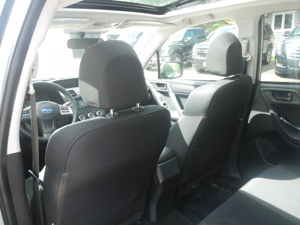 Photo 47 of this SUBARU FORESTER AWD