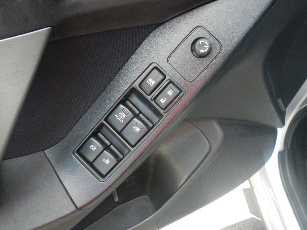 Photo 51 of this SUBARU FORESTER AWD