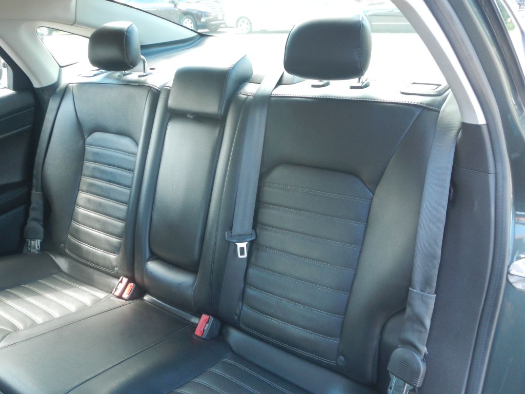 Photo 39 of this FORD FUSION