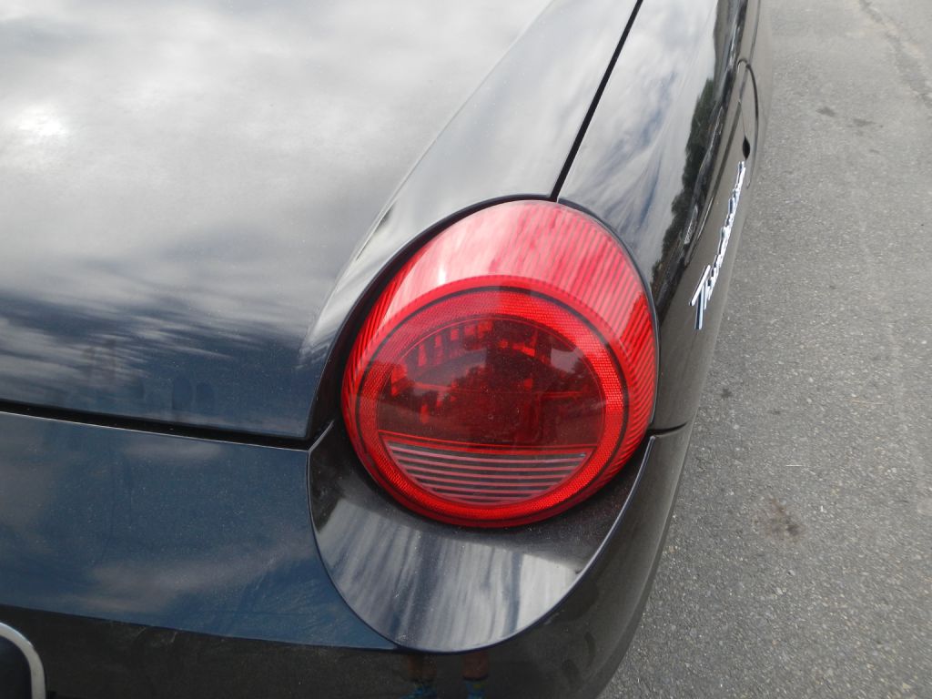 Photo 25 of this FORD THUNDERBIRD