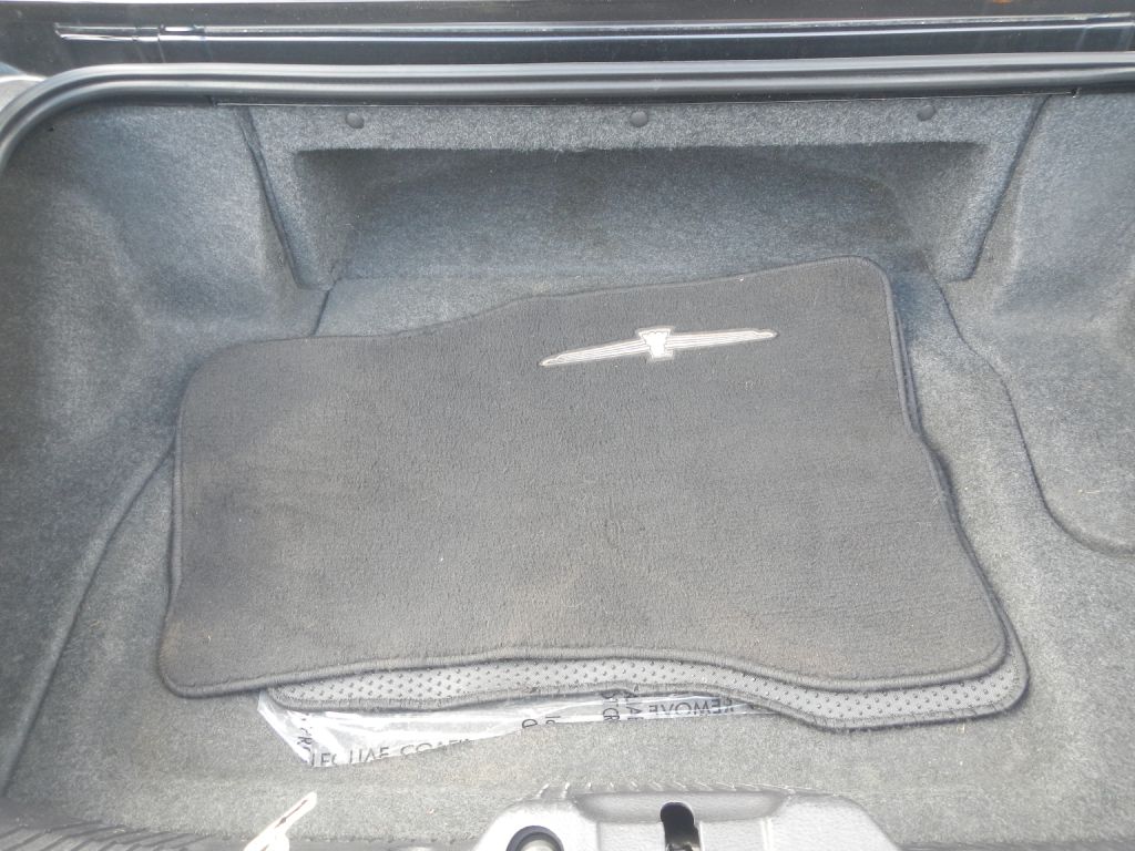 Photo 29 of this FORD THUNDERBIRD