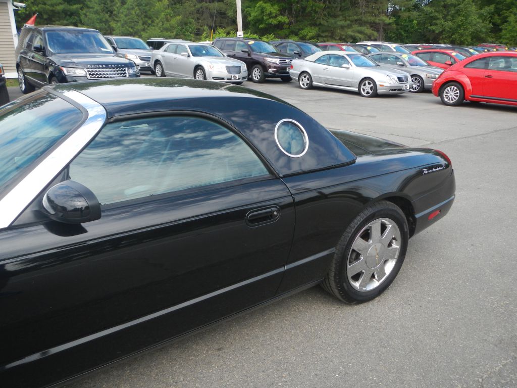 Photo 31 of this FORD THUNDERBIRD