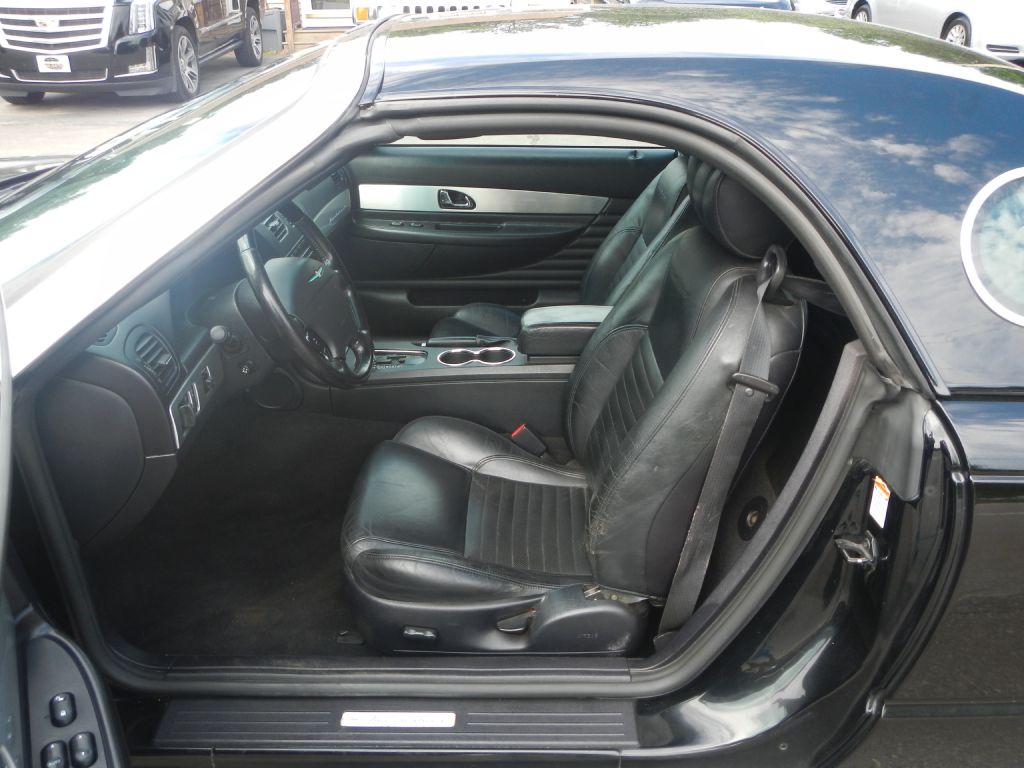 Photo 34 of this FORD THUNDERBIRD