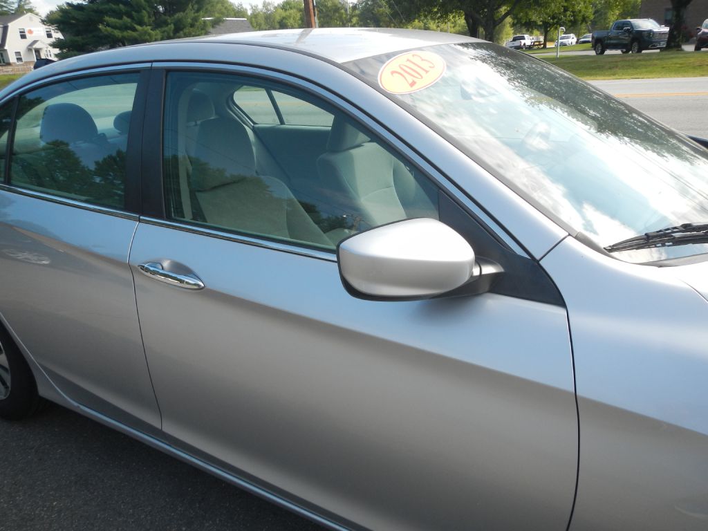 Photo 13 of this HONDA ACCORD LX