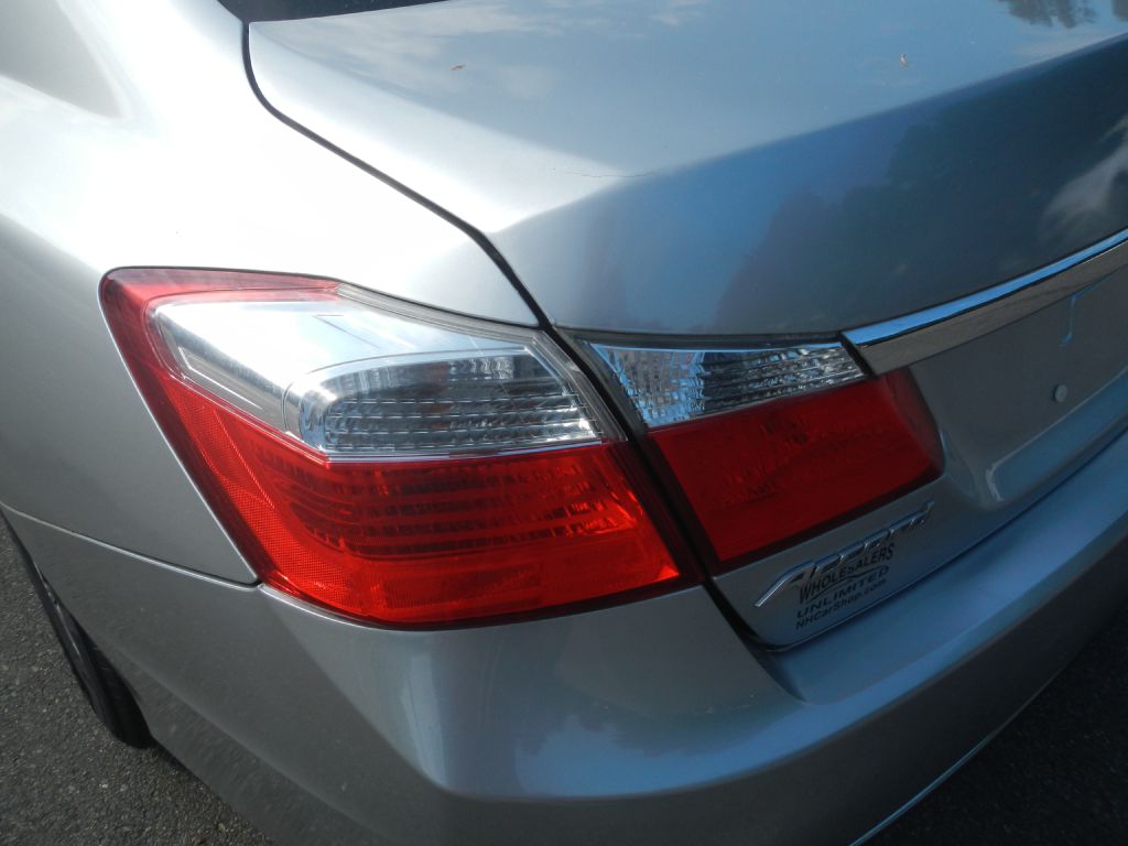 Photo 31 of this HONDA ACCORD LX