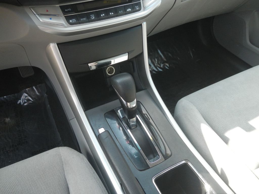 Photo 50 of this HONDA ACCORD LX