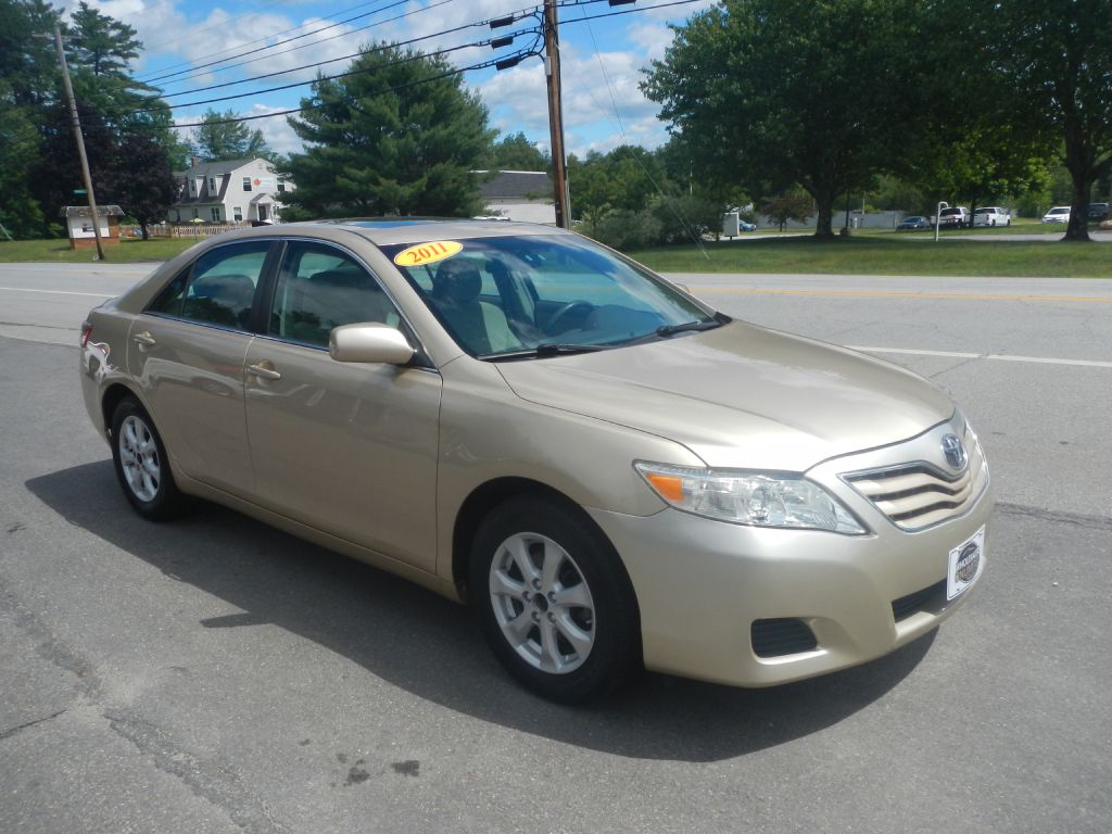 Photo 2 of this TOYOTA CAMRY