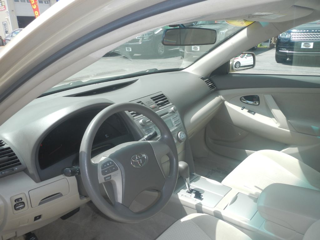Photo 10 of this TOYOTA CAMRY