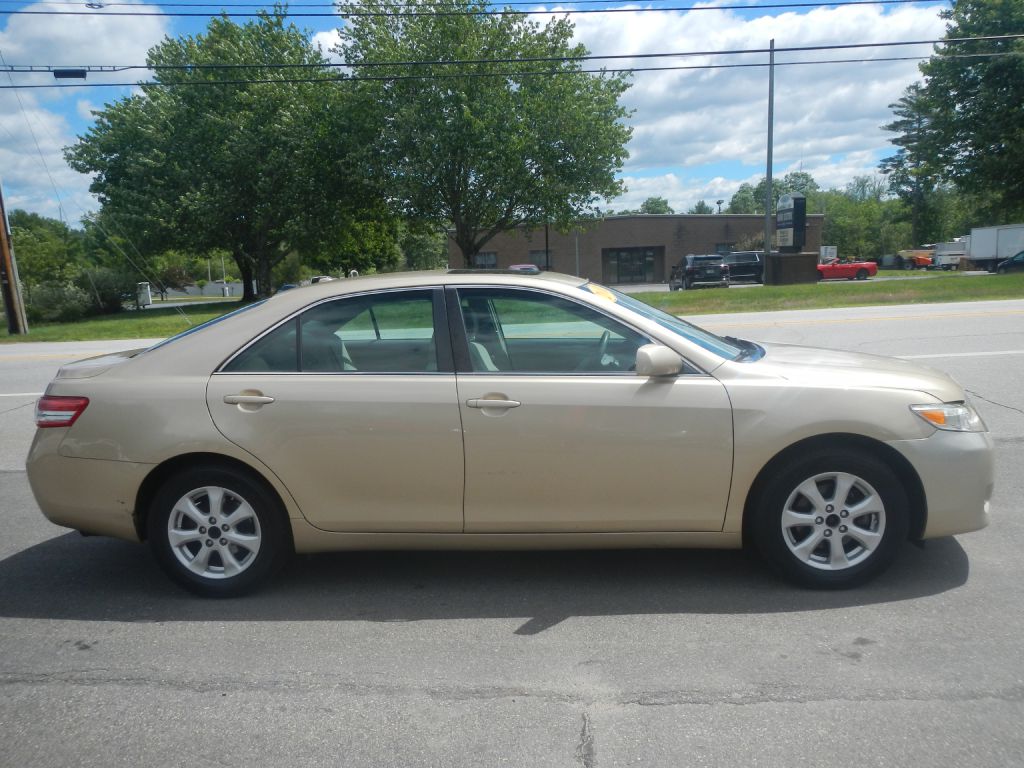 Photo 14 of this TOYOTA CAMRY