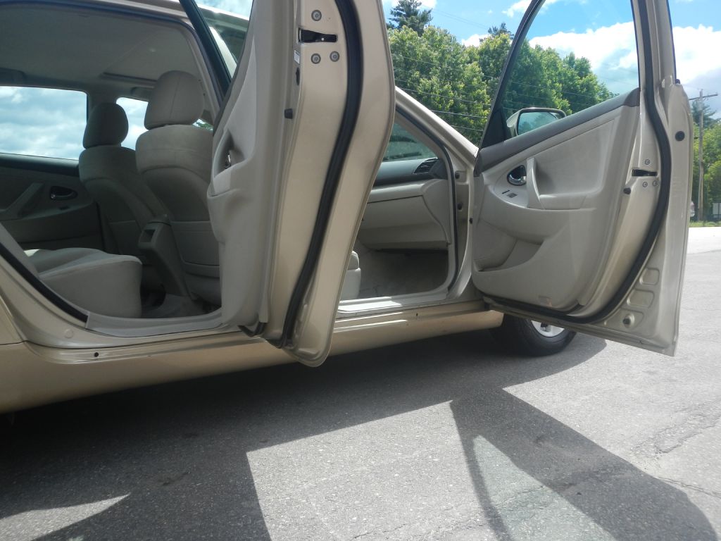 Photo 16 of this TOYOTA CAMRY