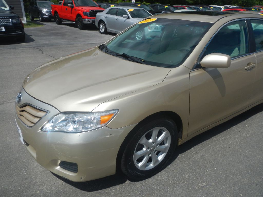 Photo 36 of this TOYOTA CAMRY