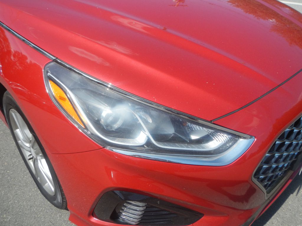 Photo 12 of this HYUNDAI SONATA
