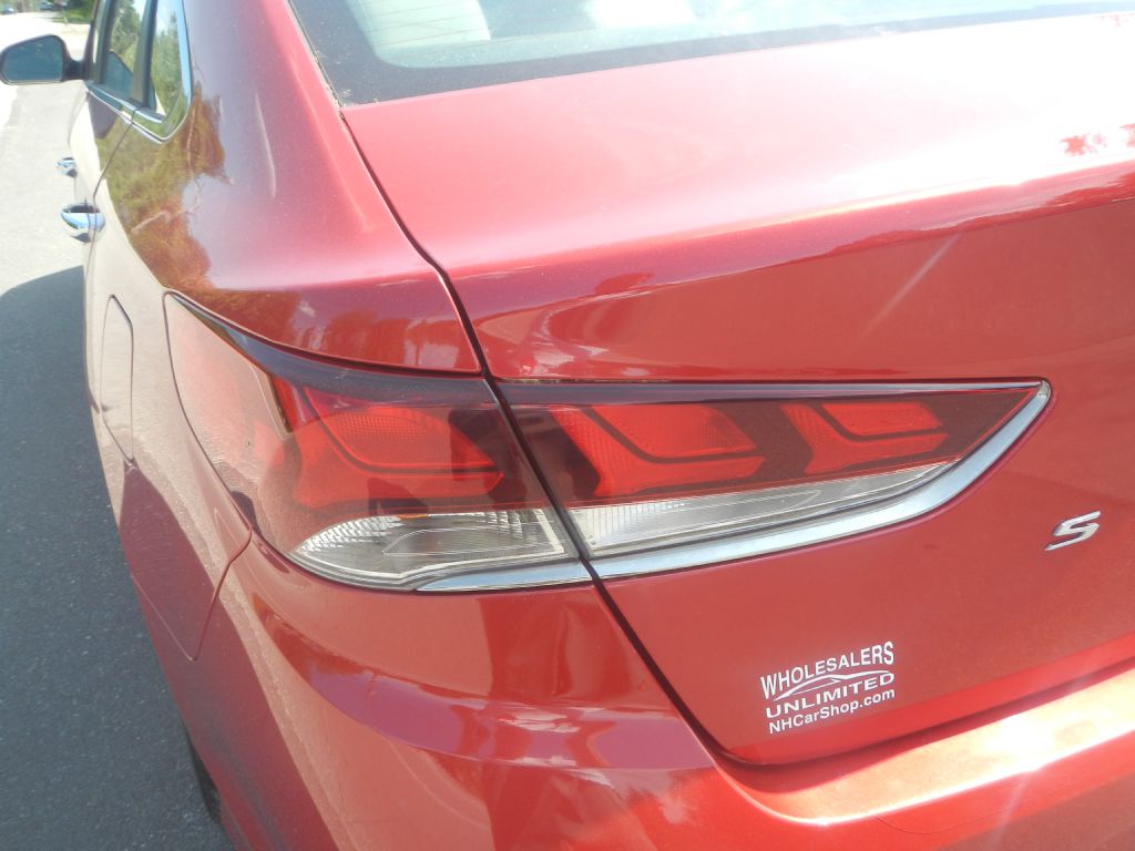Photo 32 of this HYUNDAI SONATA