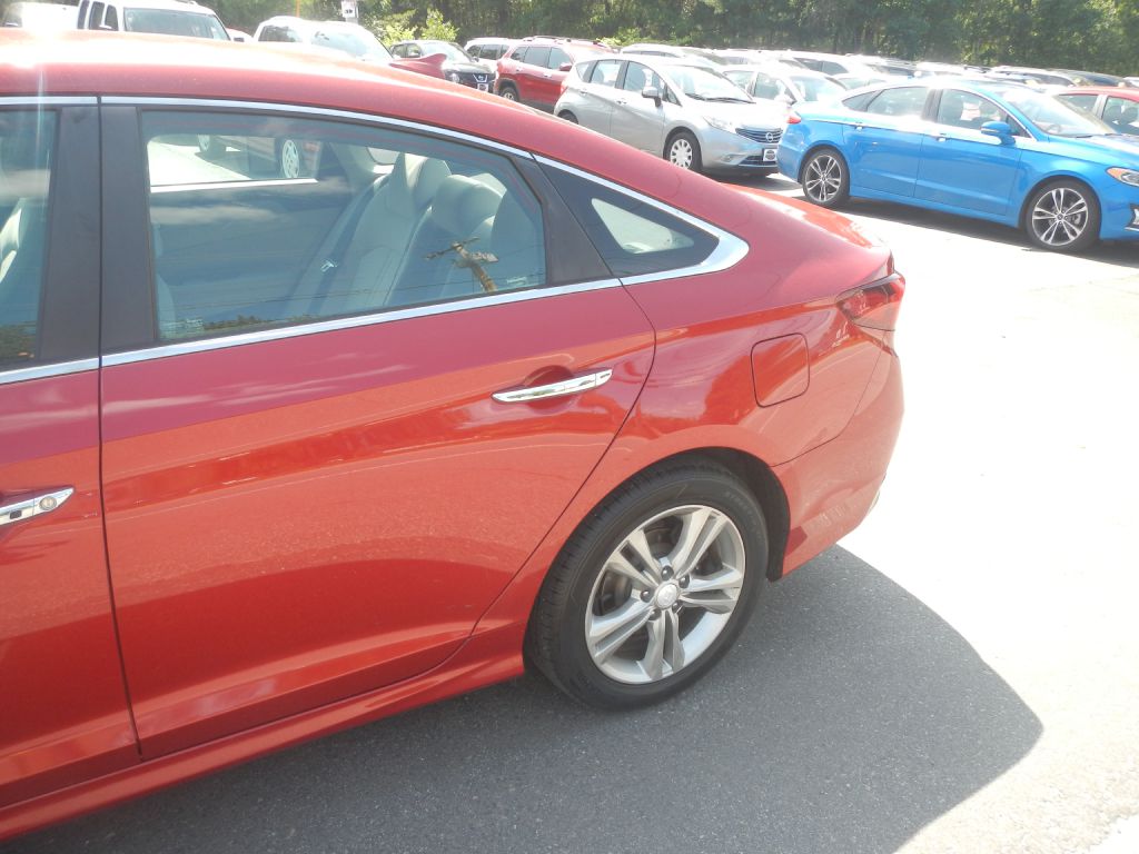 Photo 37 of this HYUNDAI SONATA
