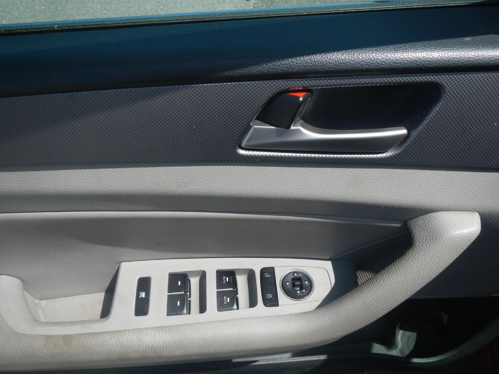 Photo 45 of this HYUNDAI SONATA