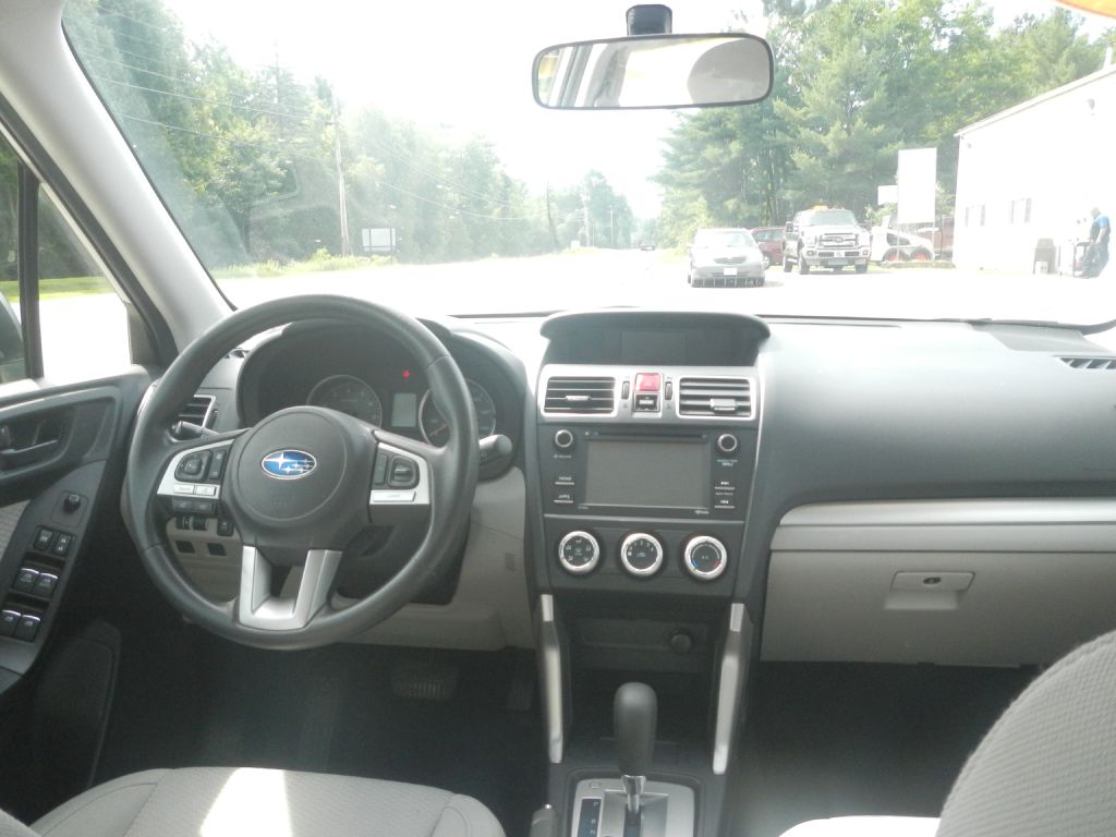 Photo 29 of this SUBARU FORESTER AWD