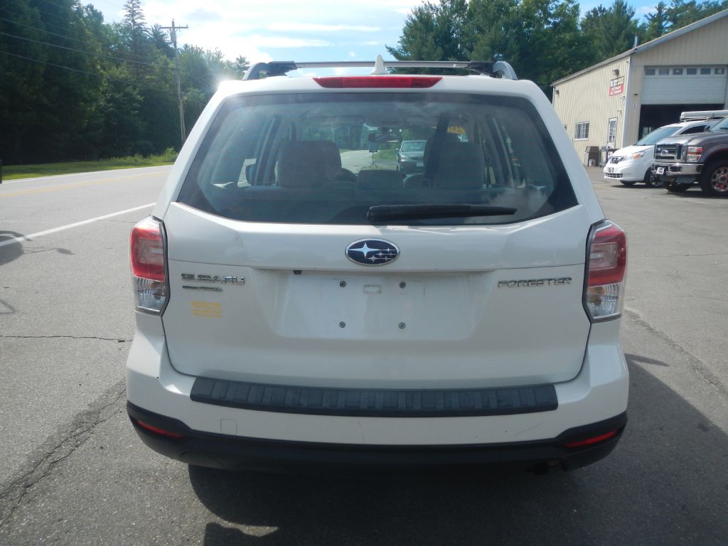 Photo 32 of this SUBARU FORESTER AWD