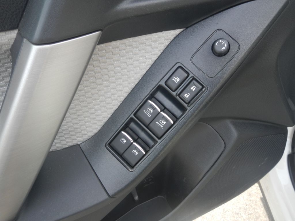 Photo 47 of this SUBARU FORESTER AWD