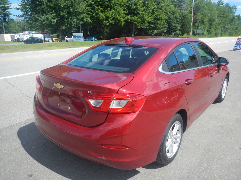 Photo 7 of this CHEVROLET CRUZE