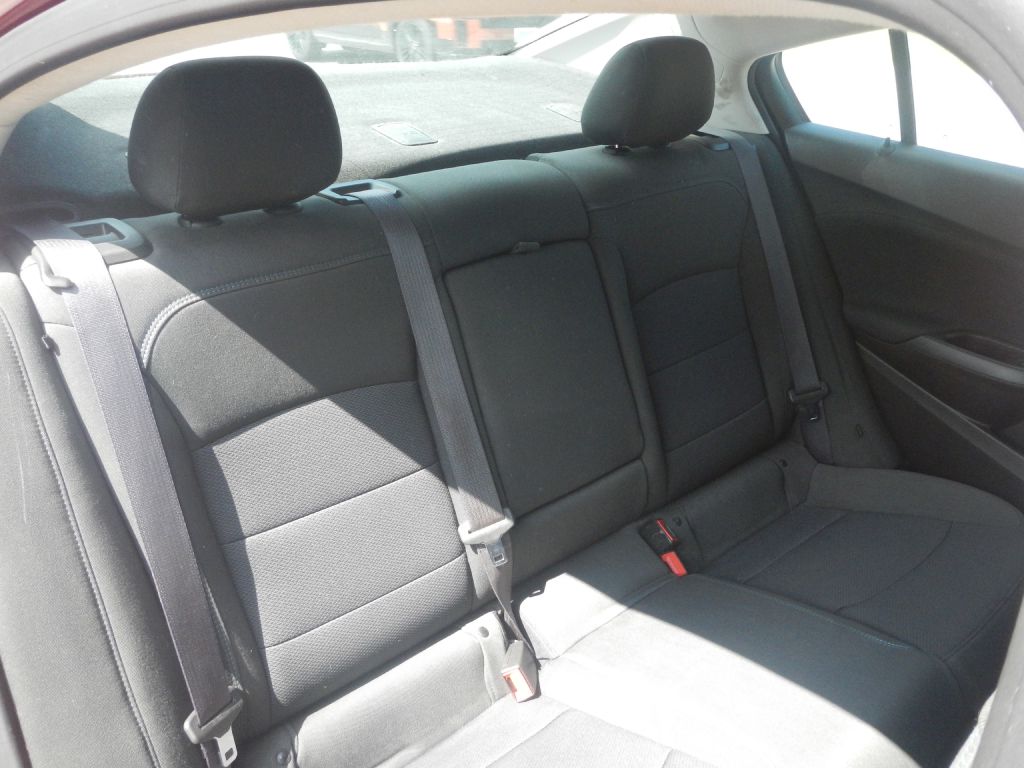 Photo 8 of this CHEVROLET CRUZE