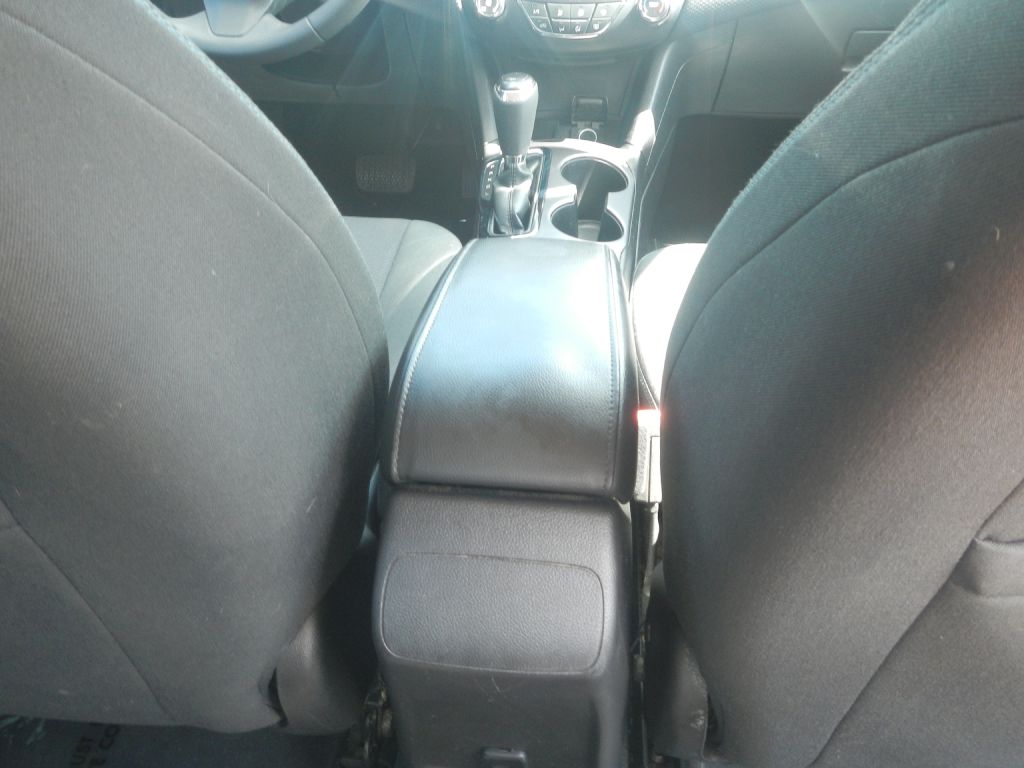 Photo 28 of this CHEVROLET CRUZE