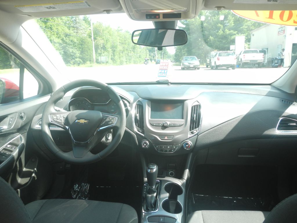 Photo 29 of this CHEVROLET CRUZE