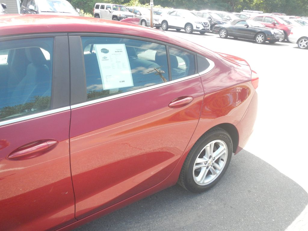 Photo 38 of this CHEVROLET CRUZE