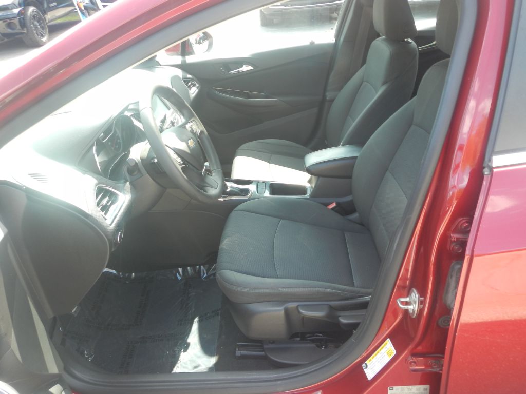 Photo 49 of this CHEVROLET CRUZE