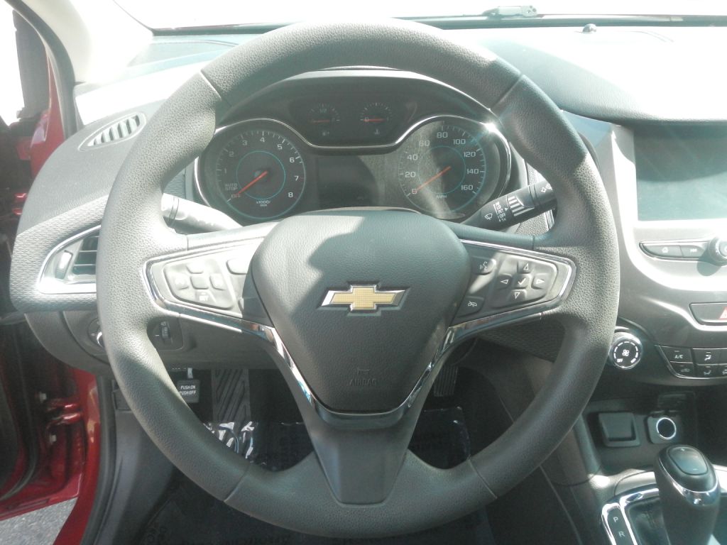 Photo 53 of this CHEVROLET CRUZE