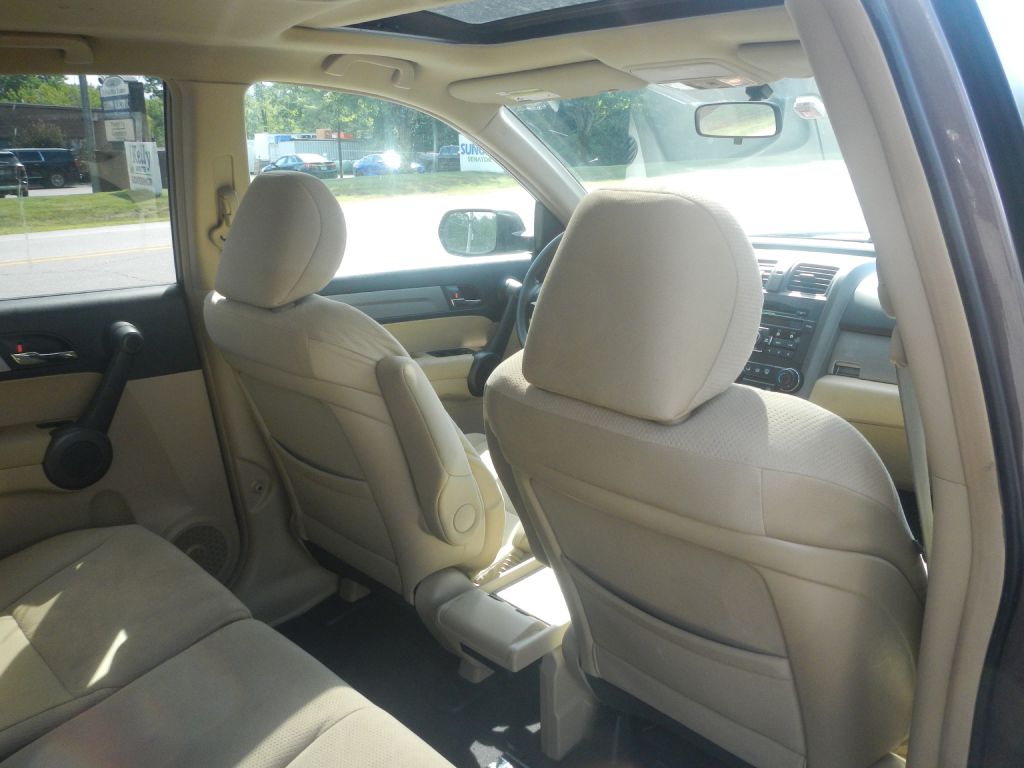 Photo 26 of this HONDA CR-V