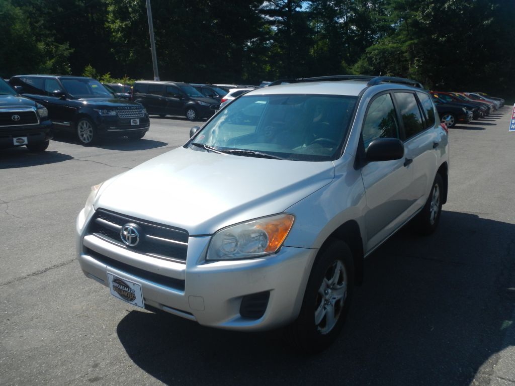 Photo 2 of this TOYOTA RAV4 4WD