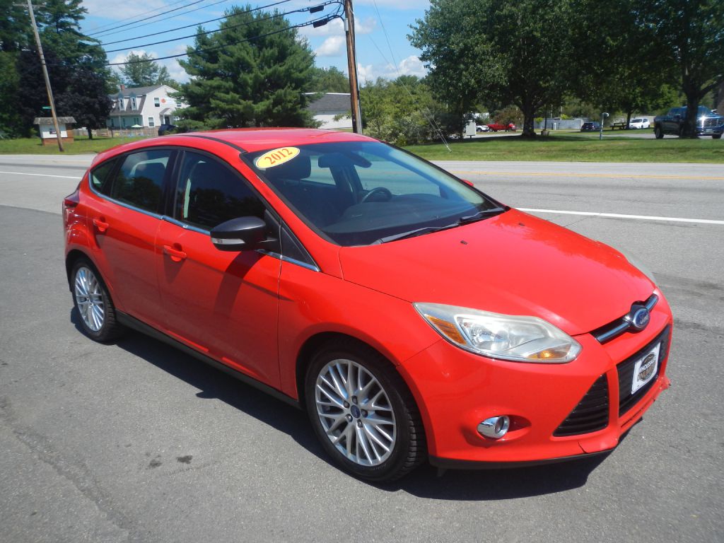 Photo 2 of this FORD FOCUS